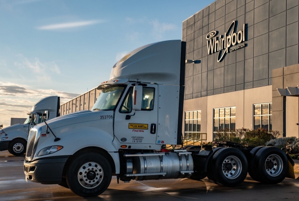 J.B. Hunt Expects Strong Freight Demand to Extend Into 2022